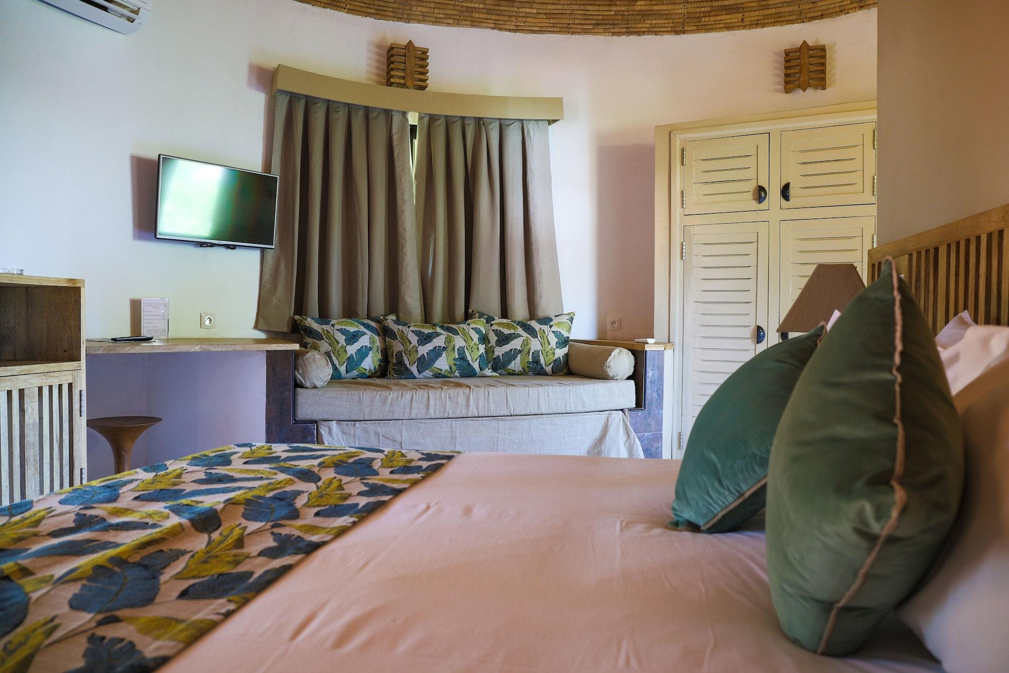 Hotel Royam سالي بوخْتيودال المظهر الخارجي الصورة