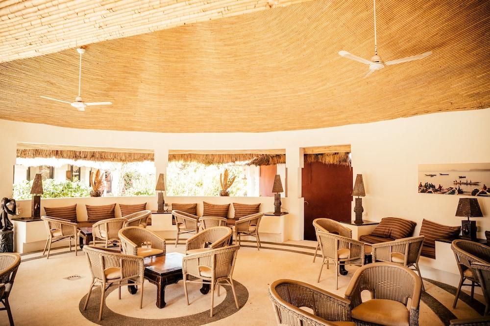 Hotel Royam سالي بوخْتيودال المظهر الخارجي الصورة