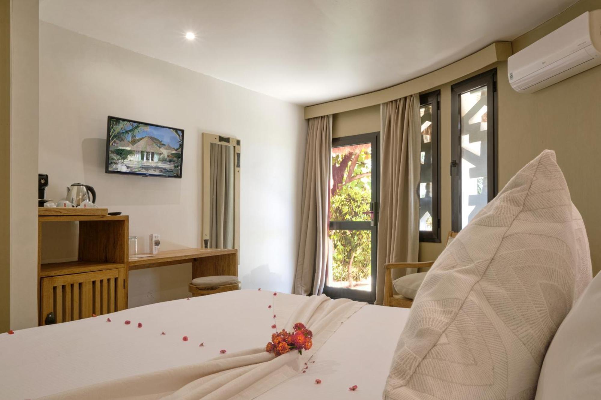 Hotel Royam سالي بوخْتيودال المظهر الخارجي الصورة