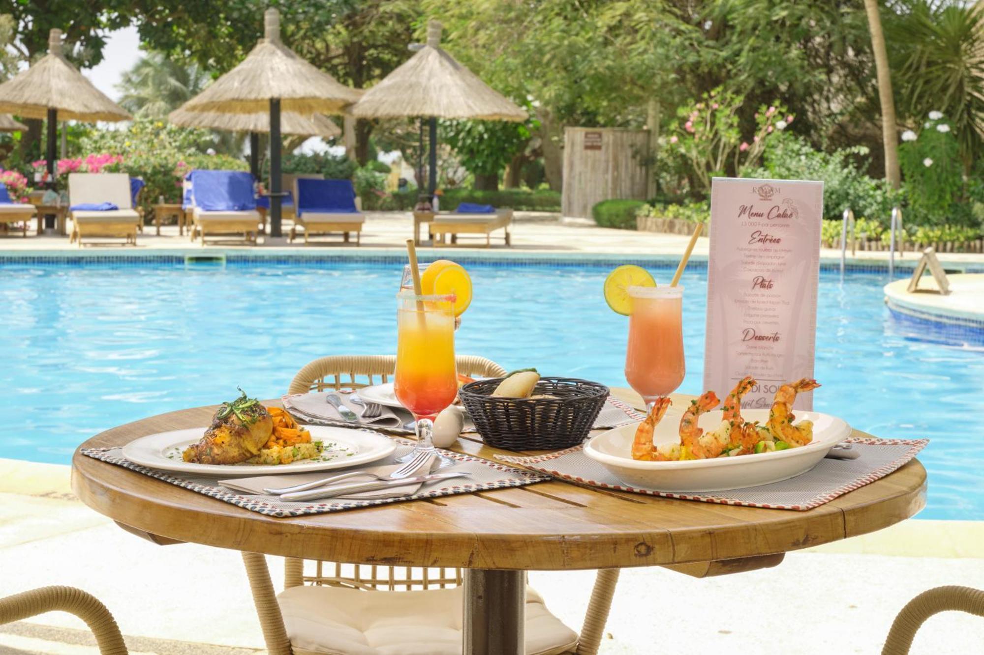 Hotel Royam سالي بوخْتيودال المظهر الخارجي الصورة
