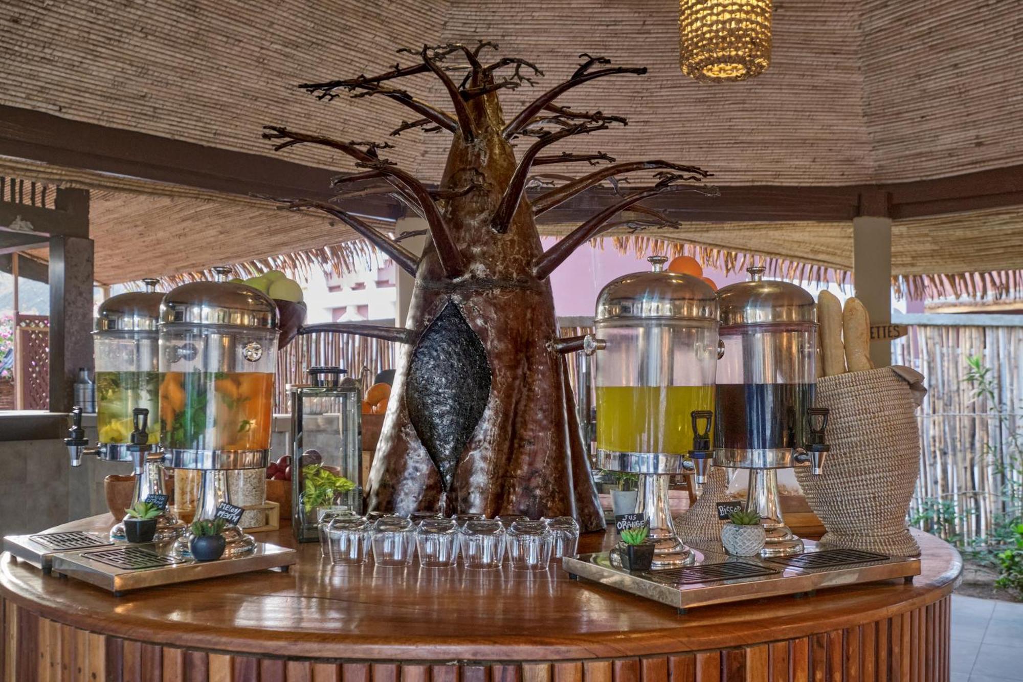 Hotel Royam سالي بوخْتيودال المظهر الخارجي الصورة